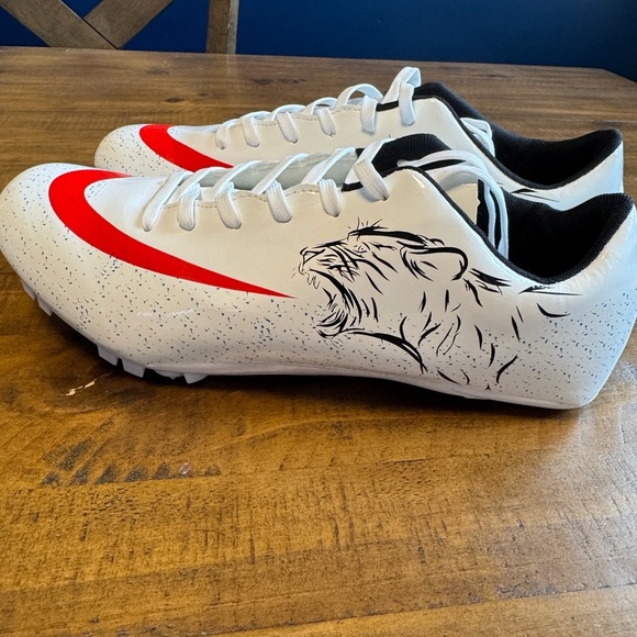 New men’s spike track shoes - Picture 4 of 8